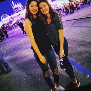 Meet your Posher, Ava